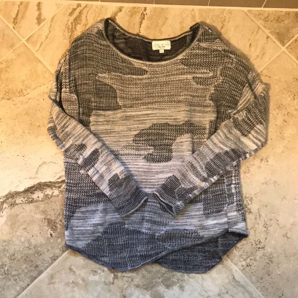 Grey sweater